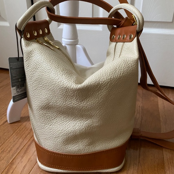 PRICE REDUCED!!! NWT Valentina Convertible Backpack Sling Purse Made in Italy - Picture 8 of 12